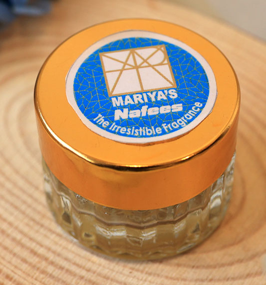 Mariya’s Solid Perfume Nafees – Non Alcoholic Attar Balm | Sweet Musky Oriental Fragrance | Long Lasting Pocket Perfume Wax | Travel Friendly Unisex Perfume